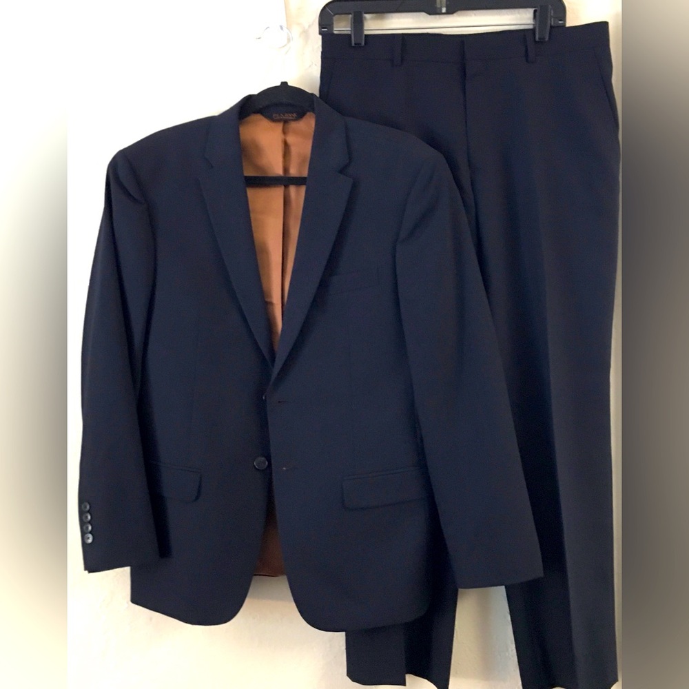 Jos A Bank 100% Wool Suit Size 38S Pants 32 Dark Blue